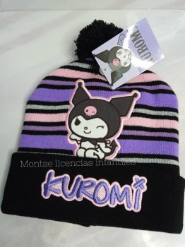 gorro lana con pompon kuromi